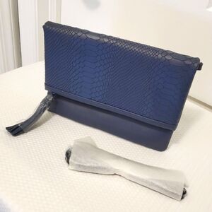 NWOT Gigi New York Python Embossed Navy Blue Foldover Clutch/Crossbody